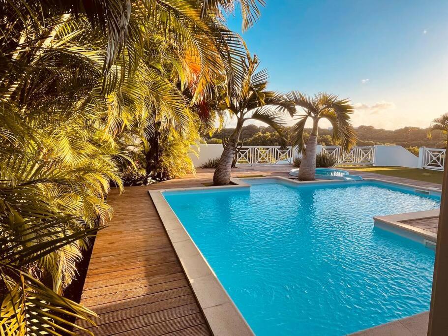 Villa Chill & Ride Le Helleux Magnifique Piscine view 2