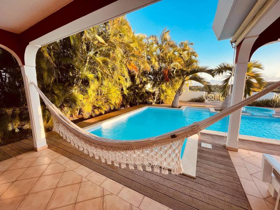 Villa Chill & Ride Le Helleux Magnifique Piscine view 3