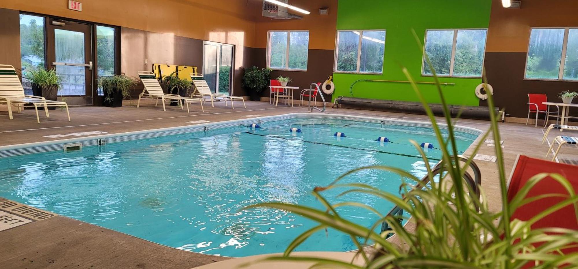 Super 8 by Wyndham Plattsburgh view 2