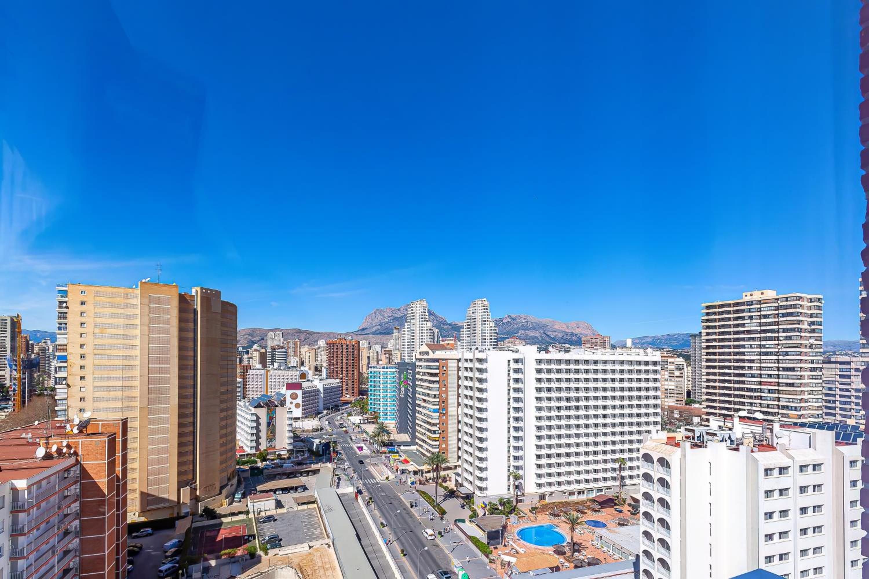 VIRGINIA Levante beach apartments