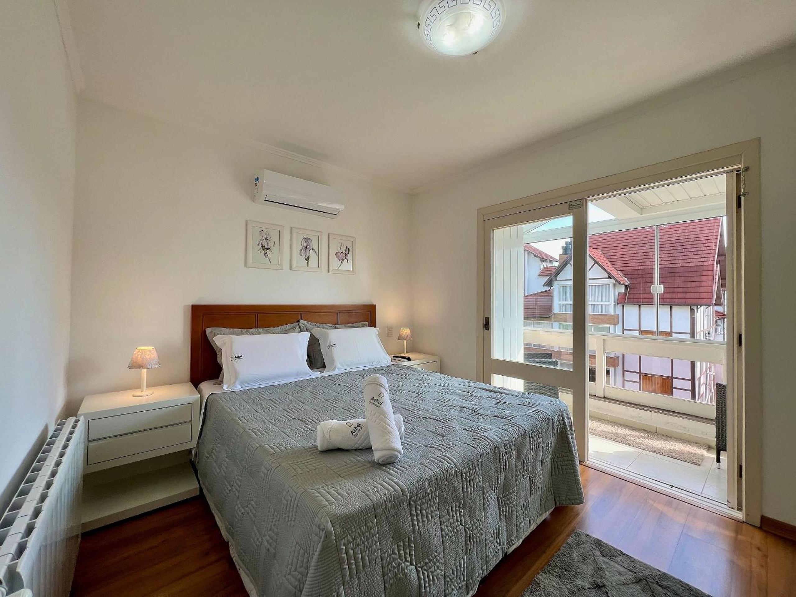 Apto 2dorm 500m Rua Coberta by Achei Gramado