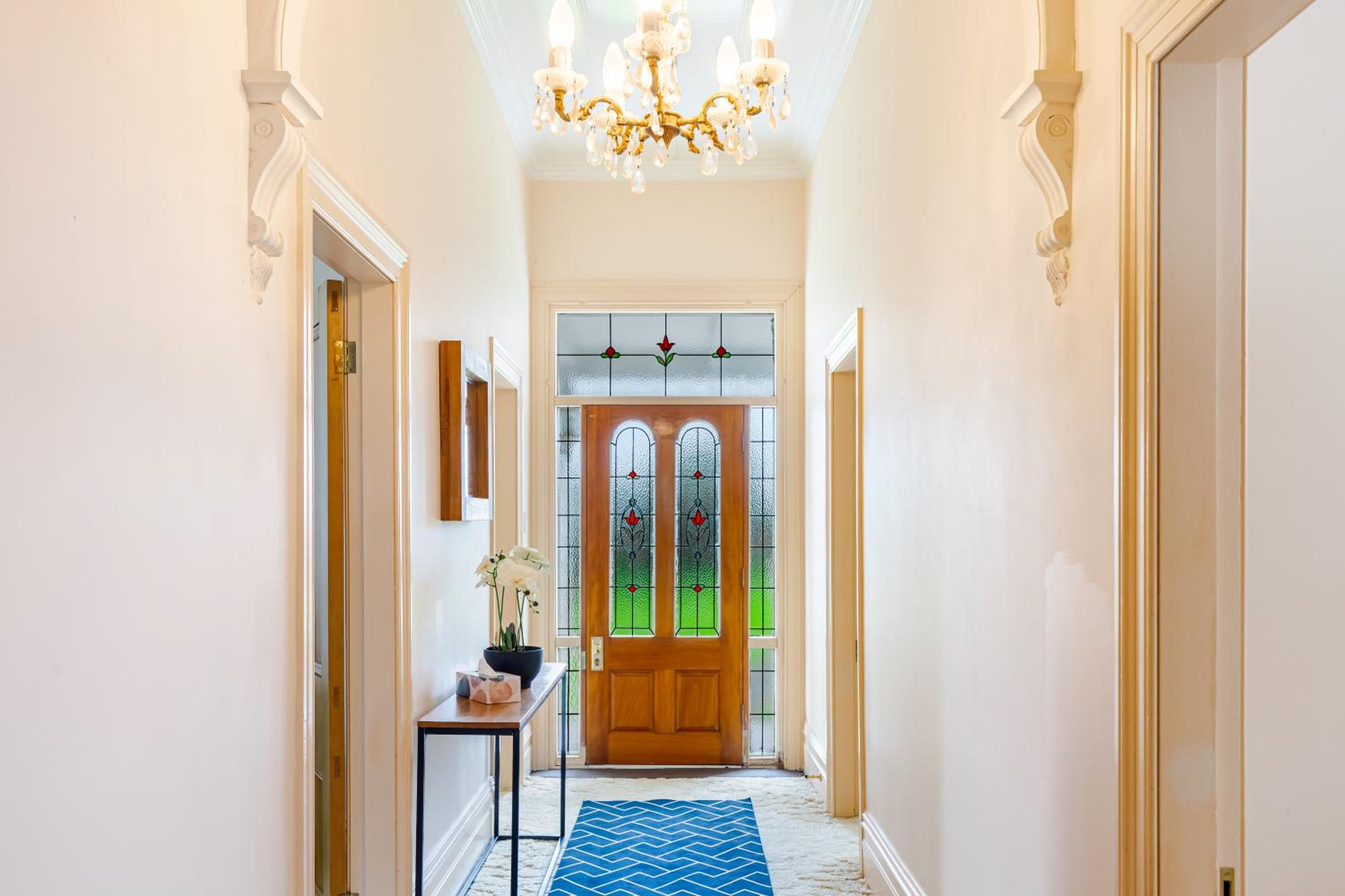 4Bed Spacious Villa in Chatswood