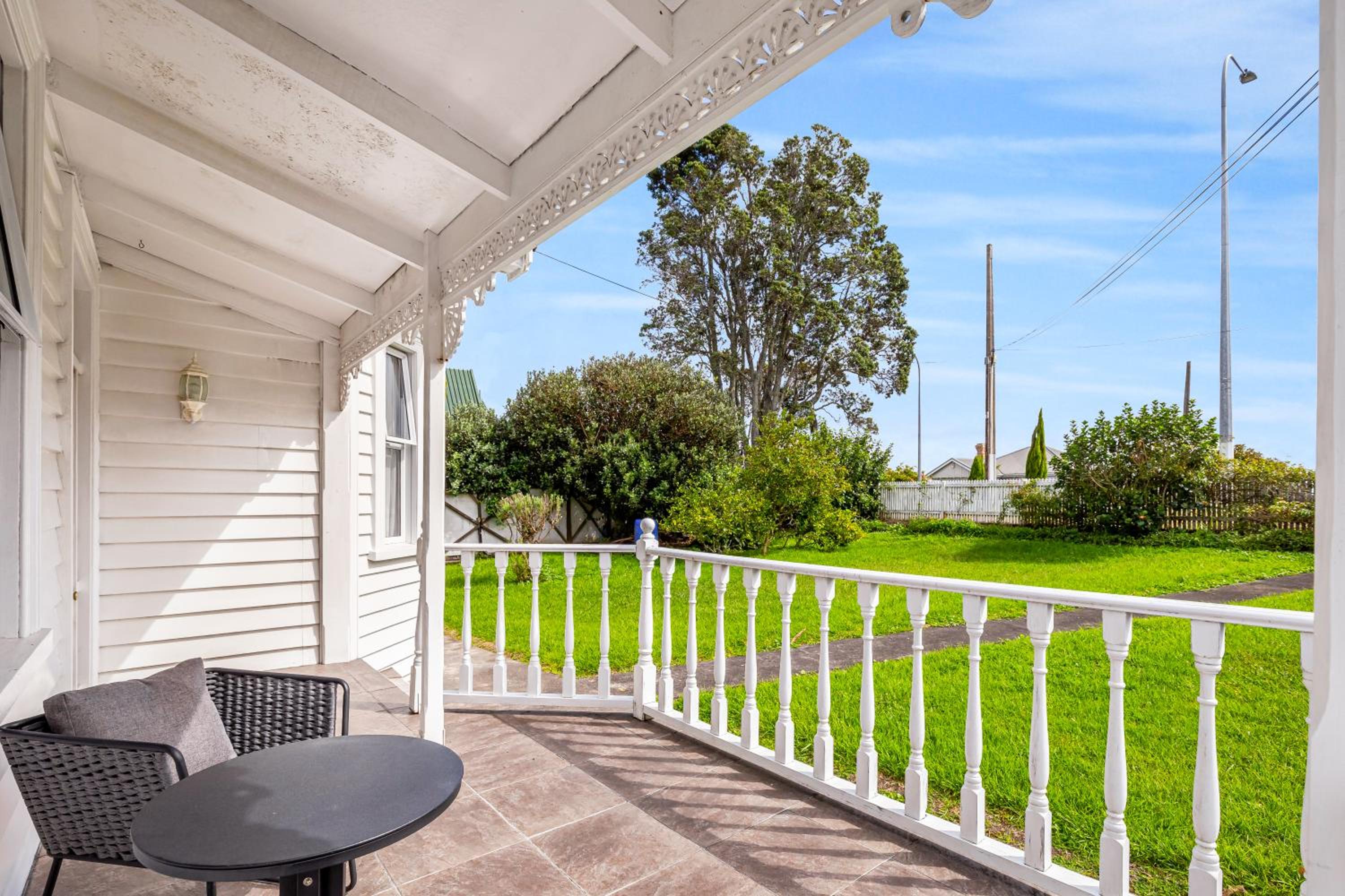 4Bed Spacious Villa in Chatswood