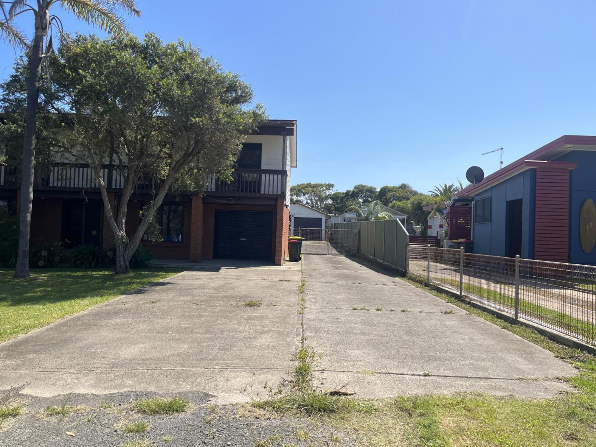 Magnolia- Pet friendly- 1km walk from Culburra shops