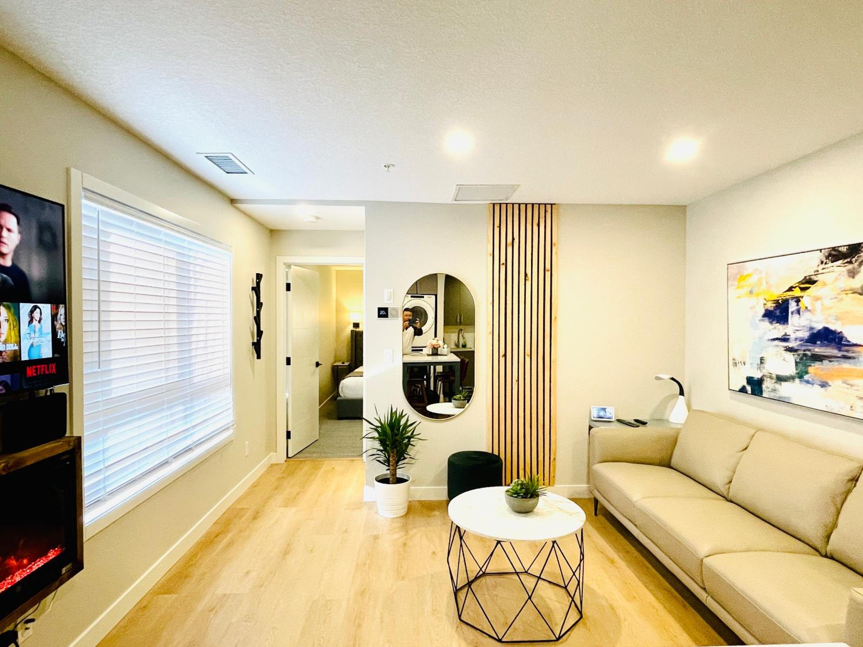 Joe's Contemporary 2 King Bedrooms Vacation Home in Canmore