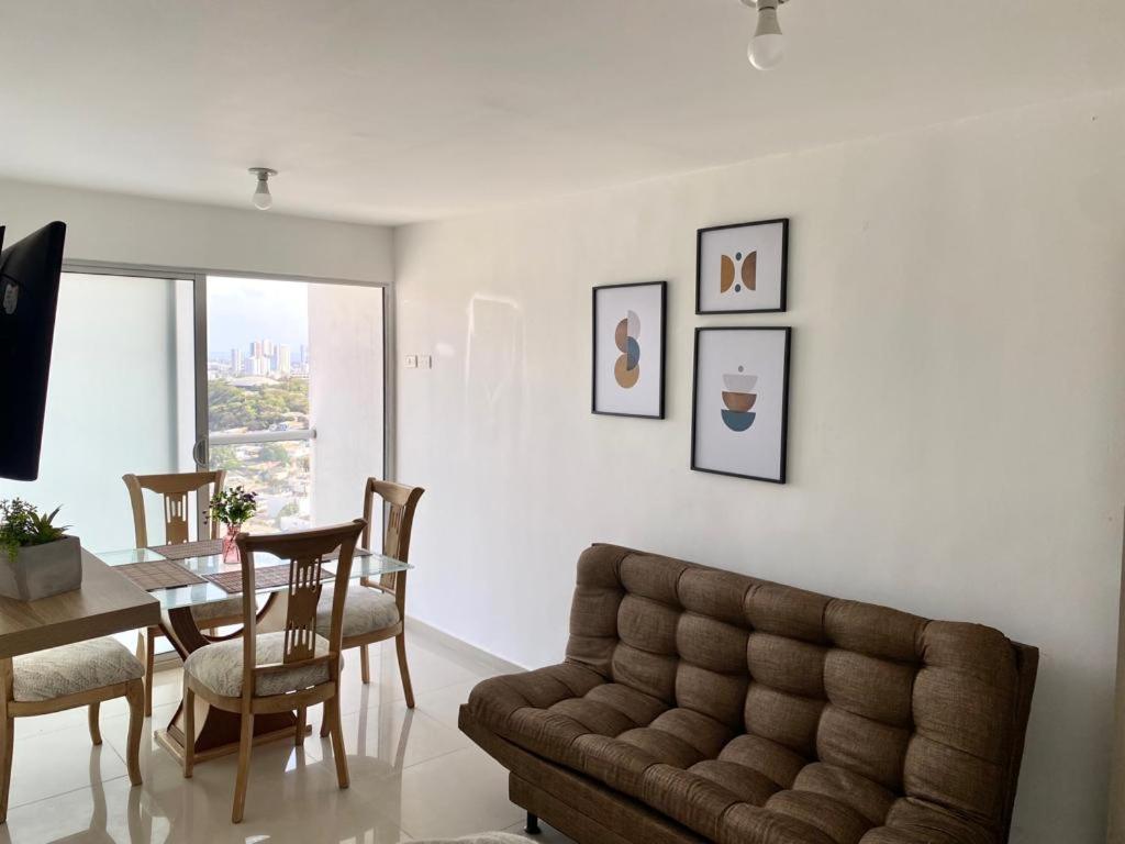 Apartamento en Cartagena, Entero y Amueblado