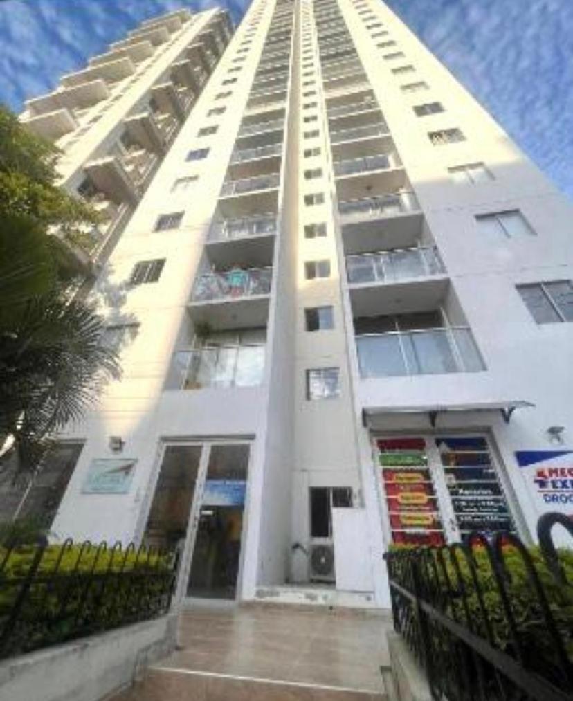 Apartamento en Cartagena, Entero y Amueblado