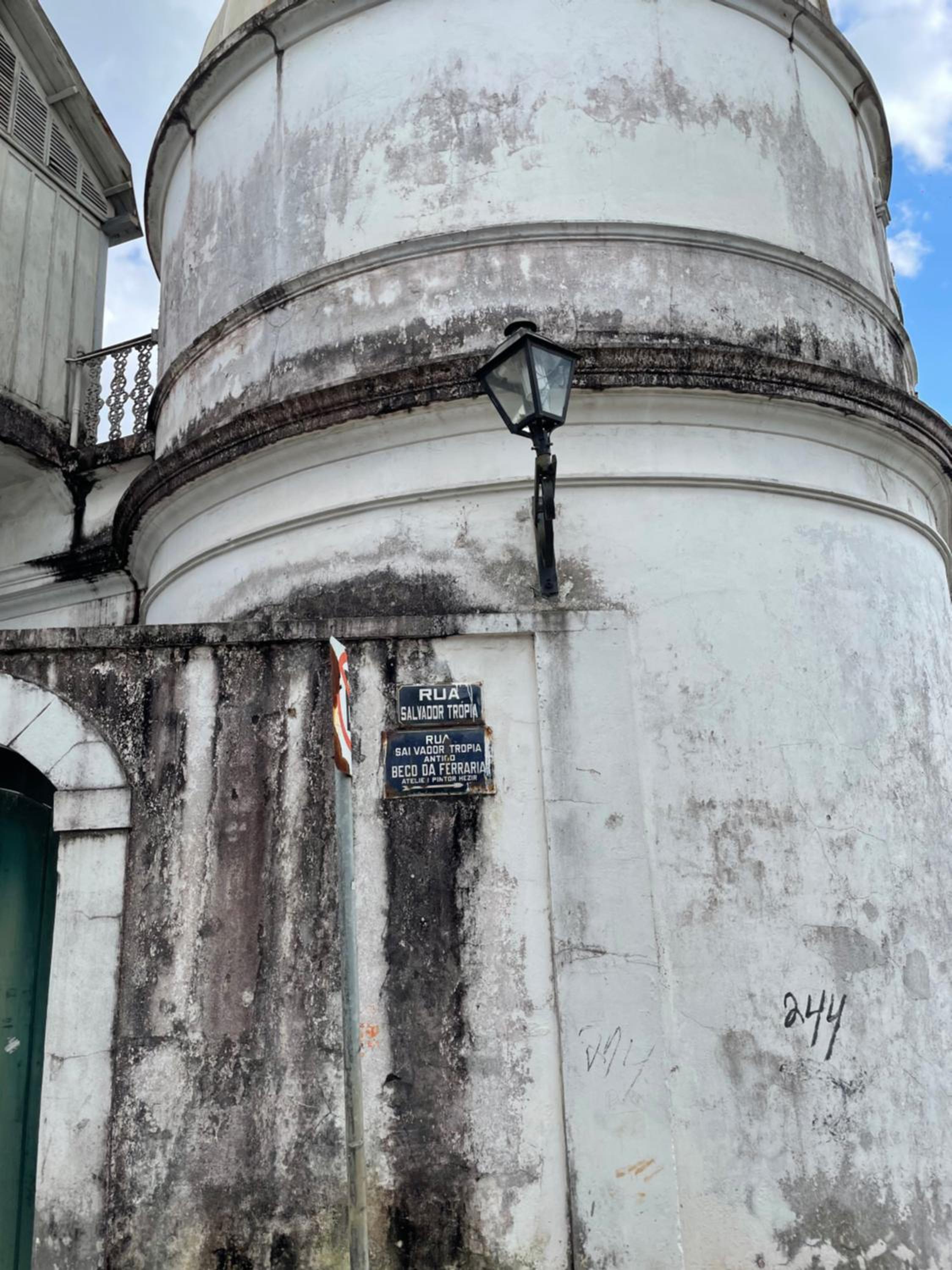 Casa charmosa no Centro Histórico com garagem