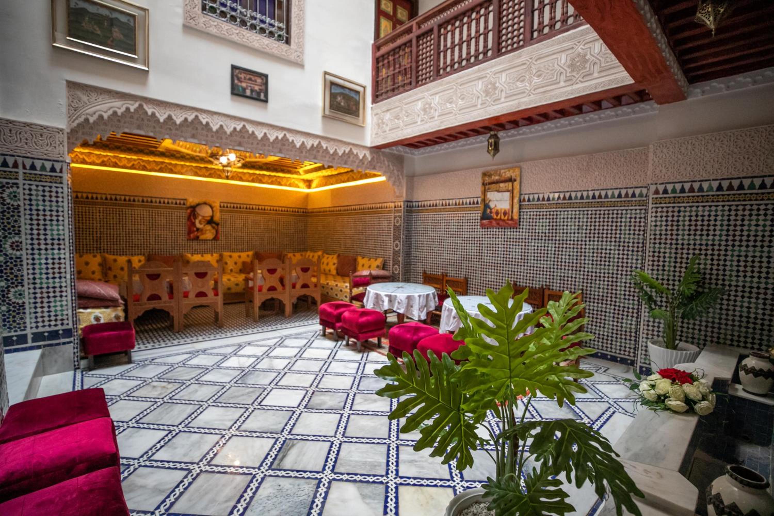 lounge