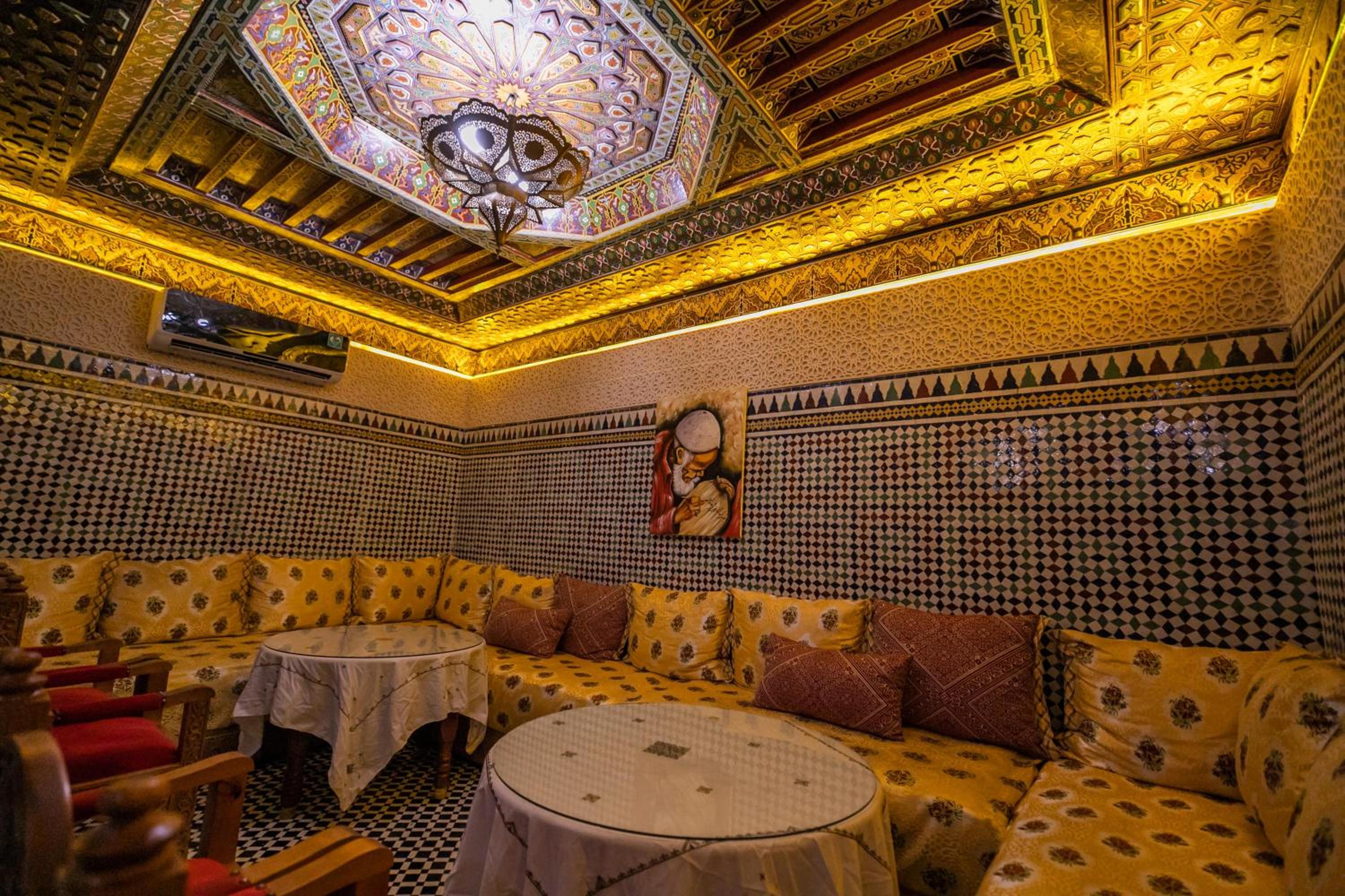 lounge