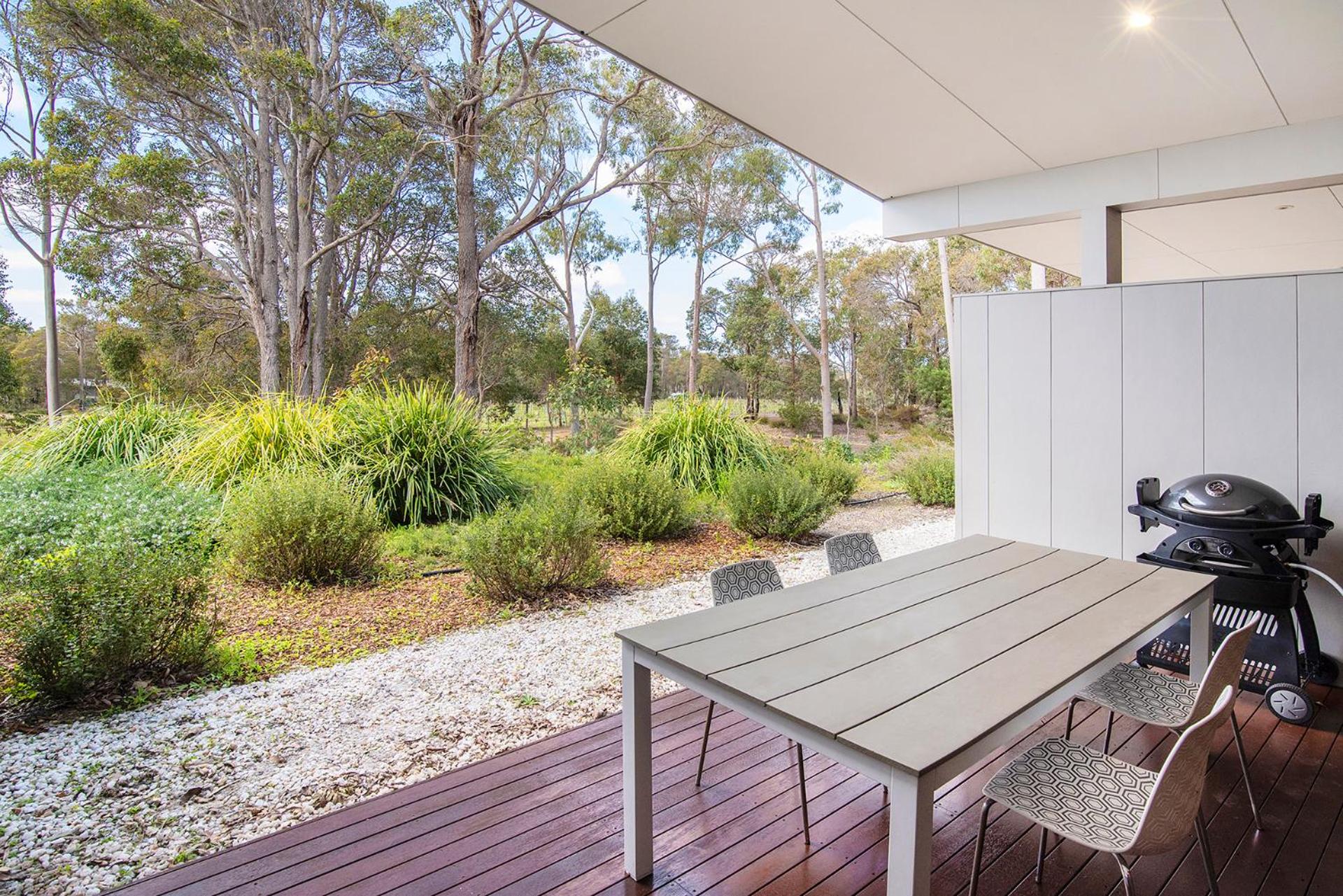 Eight Willows Retreat