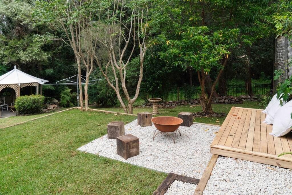 Valley Haus: Pet & family friendly home, Mollymook