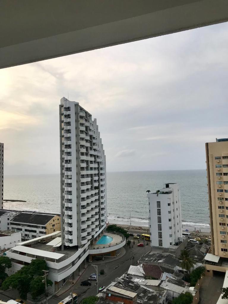 APARTAMENTO EDIFICIO MONTU