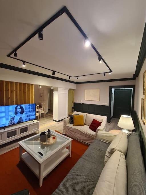 Bright, large, and garden view in Rehab city view 3