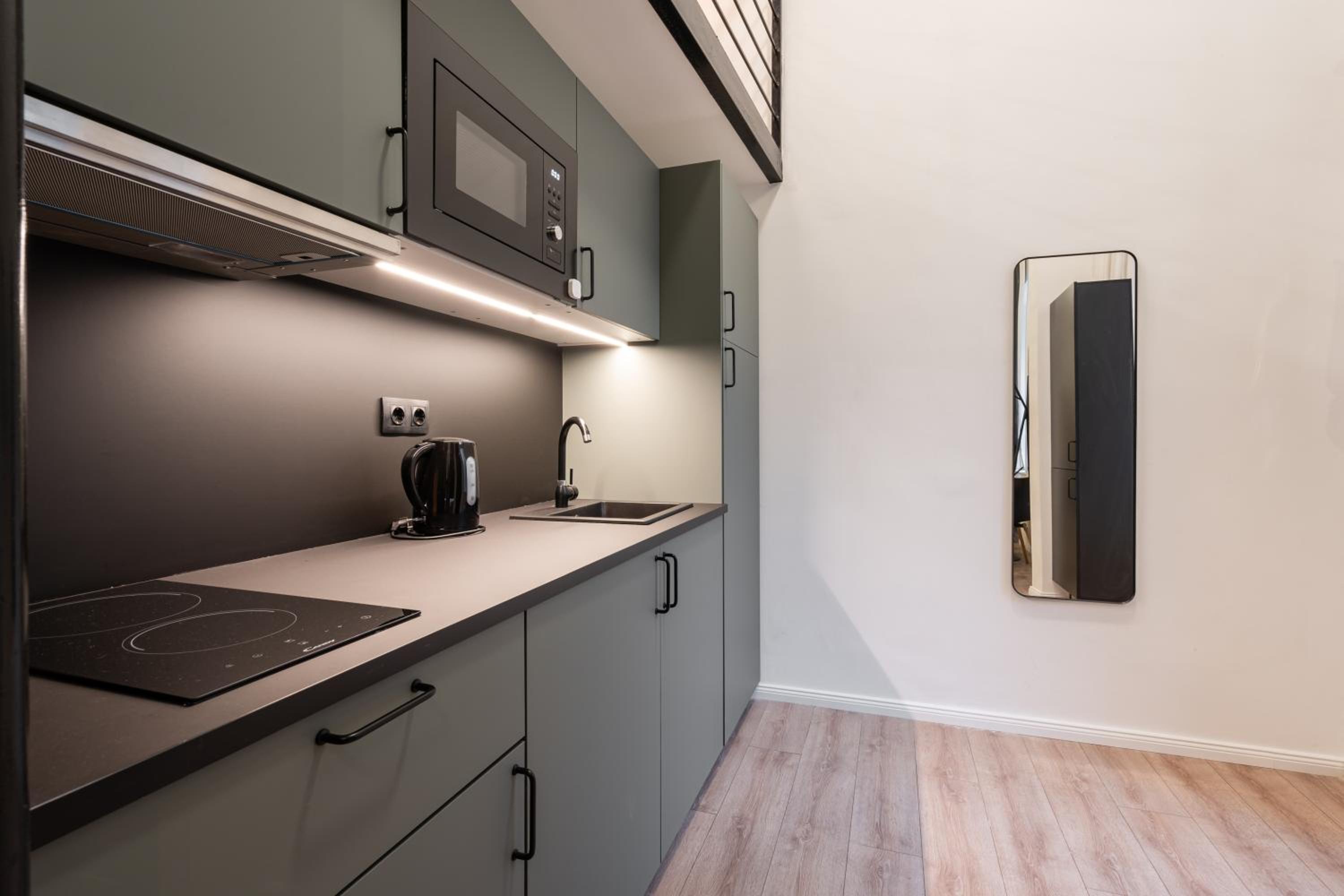 D24 - Historic Quarter Design Loft - Best Location by BQA view 5