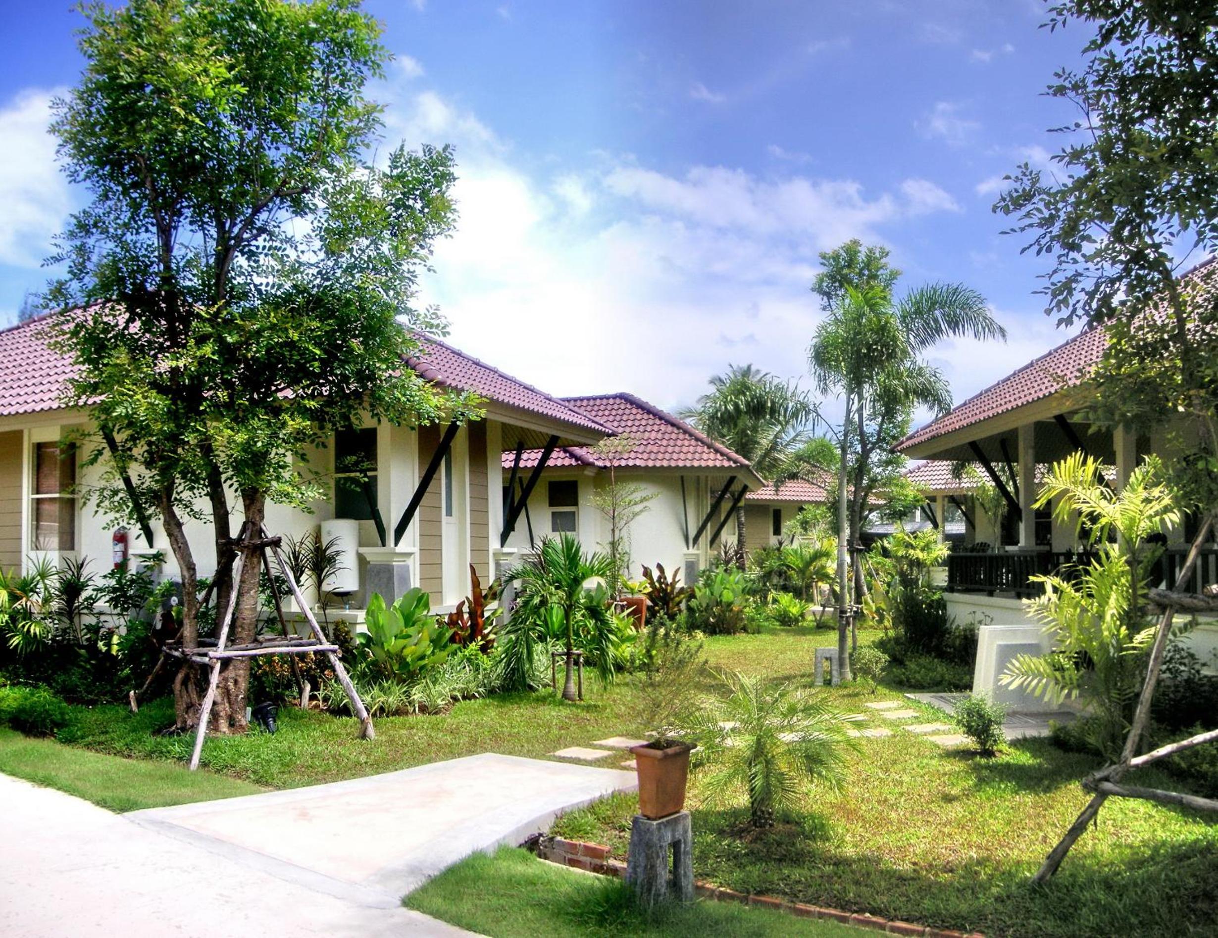 Baan Khaolak Beach Resort