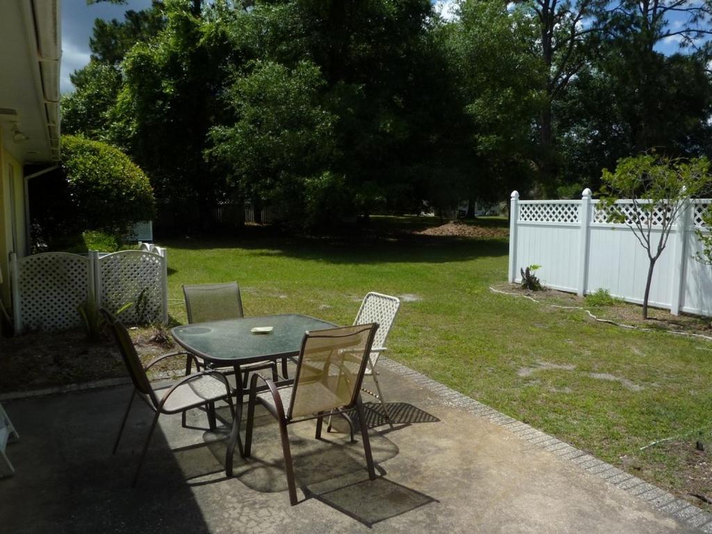 LYONS DEN - 3 Bedroom Home home view 3