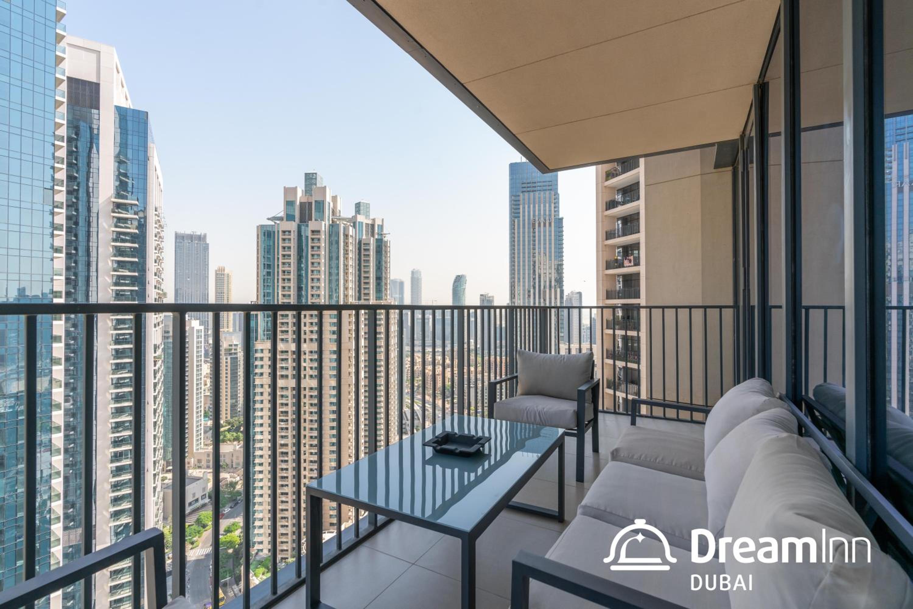 Dream Inn Apartments- Boulevard Heights