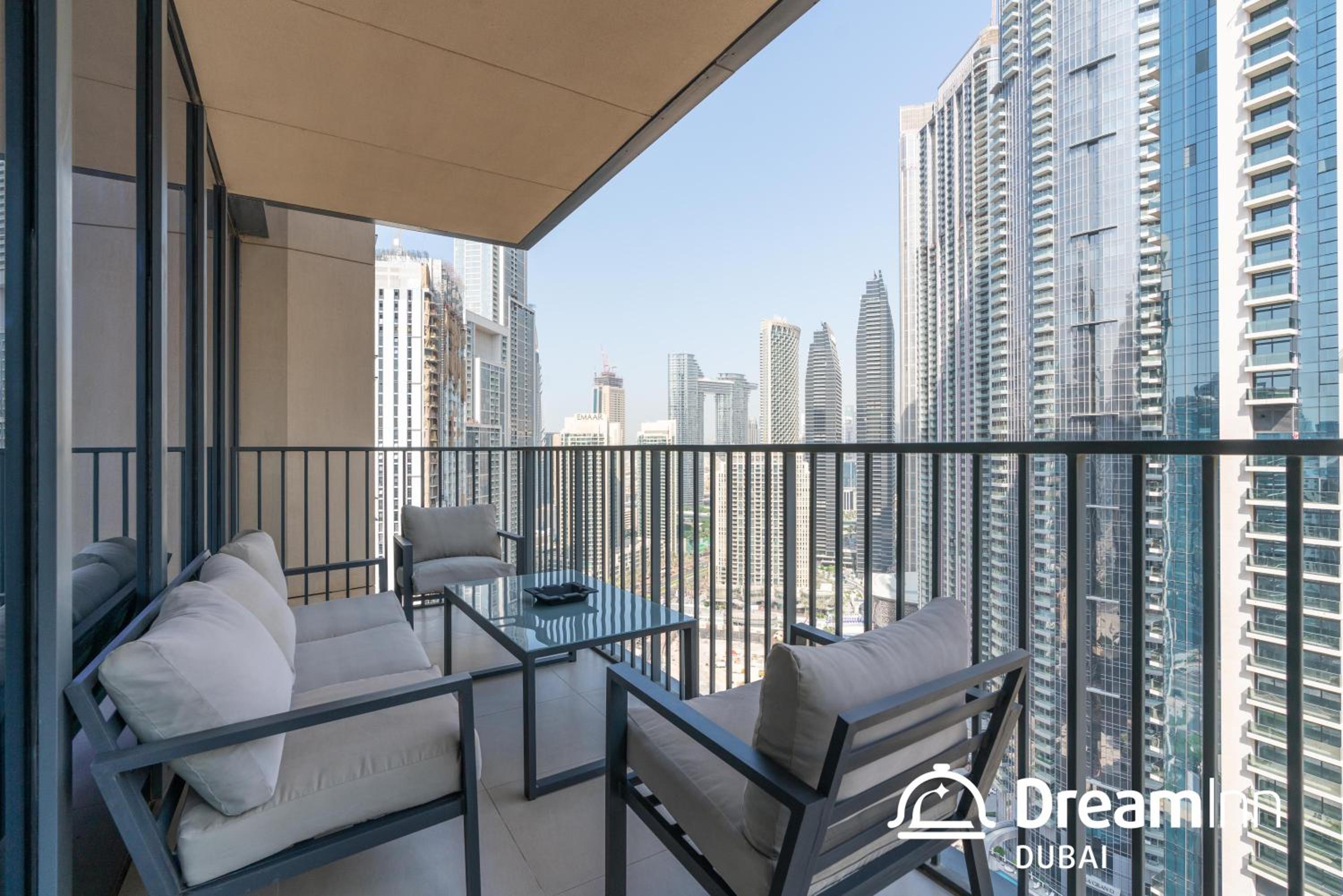 Dream Inn Apartments- Boulevard Heights