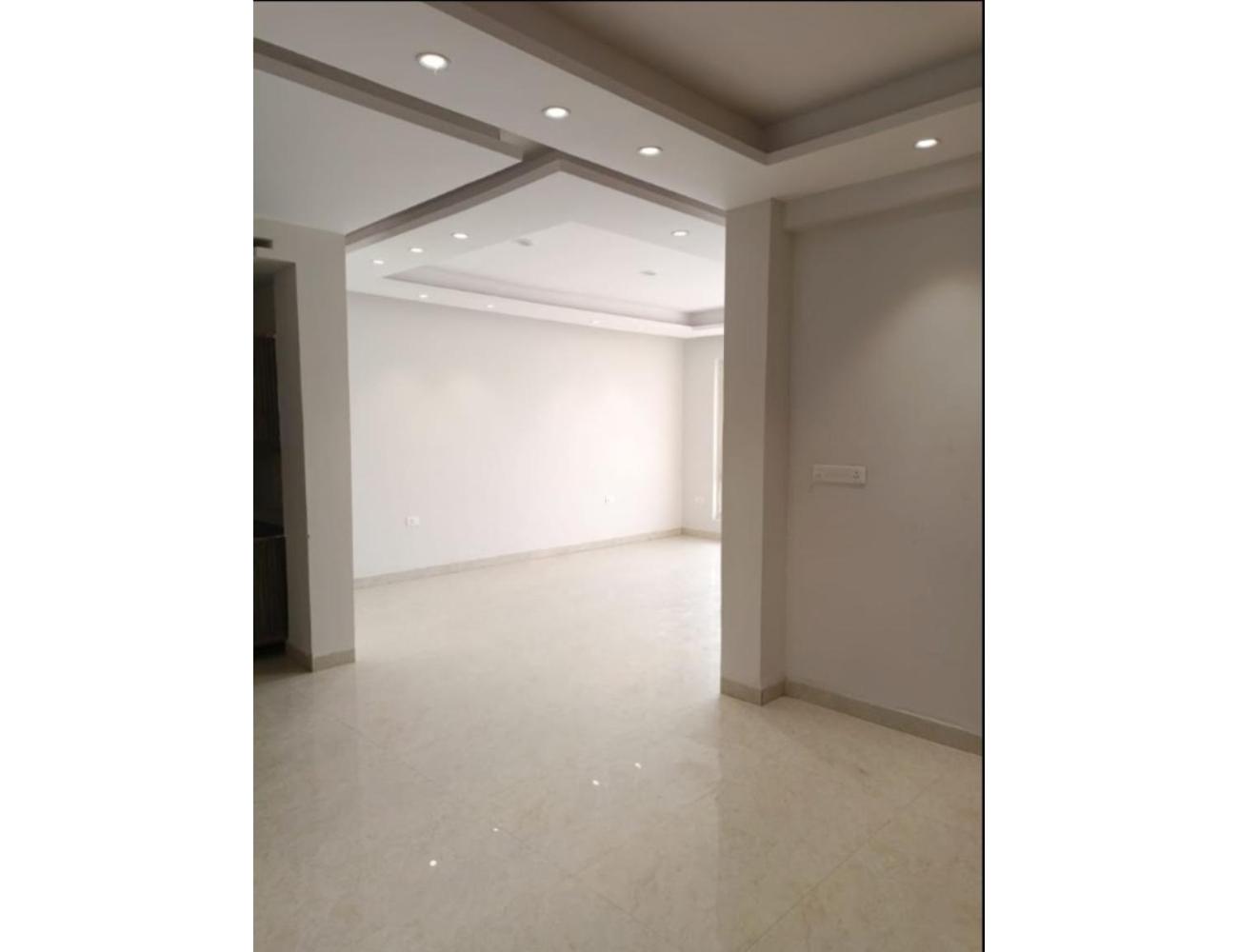 Hotel Moody Moon, Bareilly