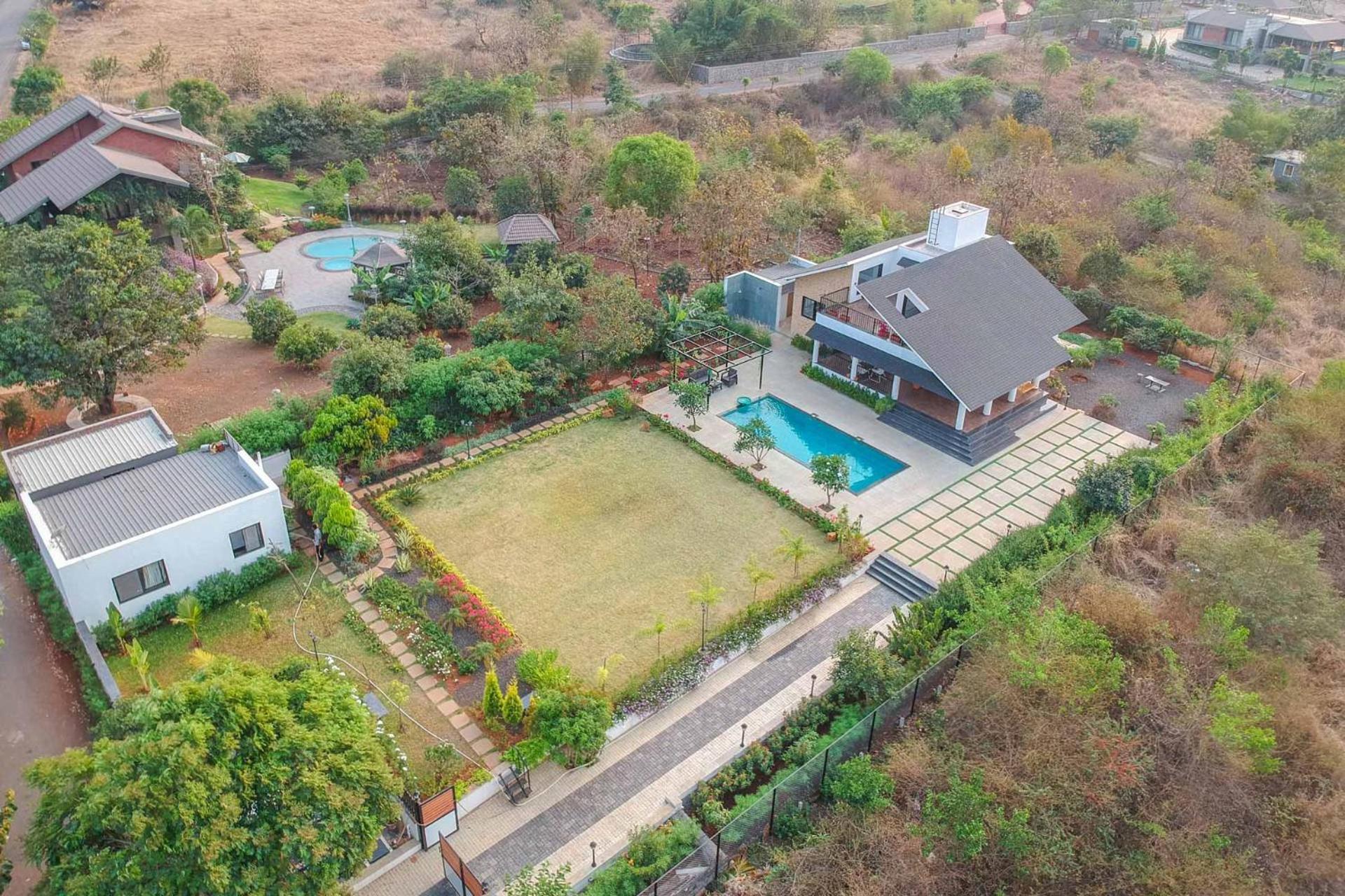Soul Serenity by StayVista - Your nature getaway with a Swimming pool view 4
