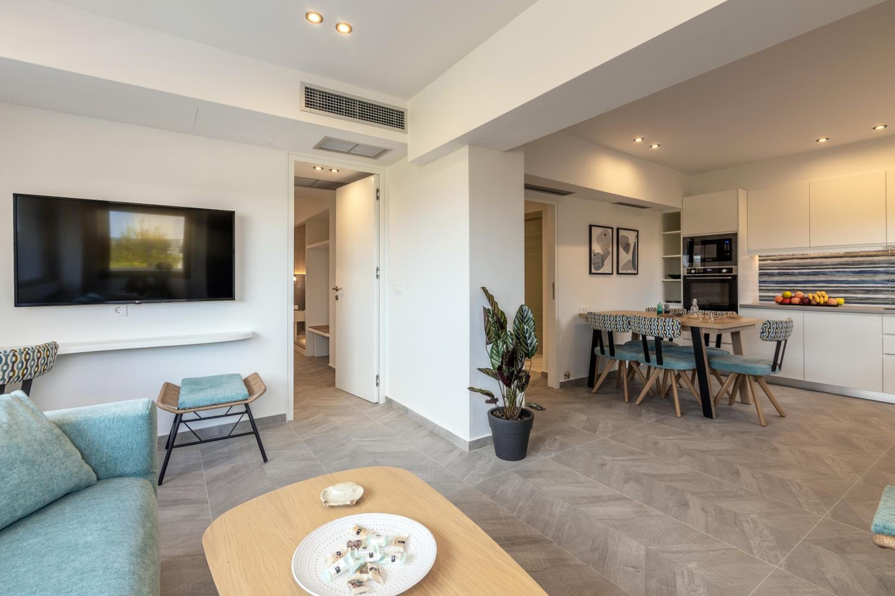 Ostrako Luxury Villa