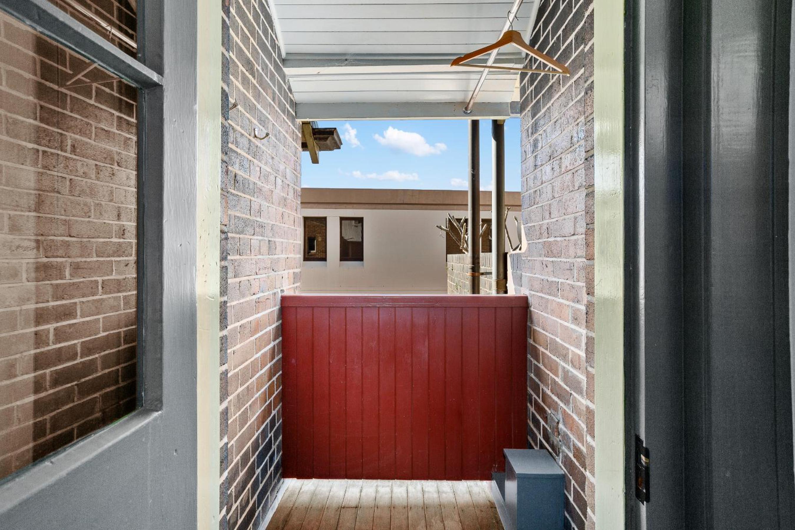 Quaint terrace house The Rocks