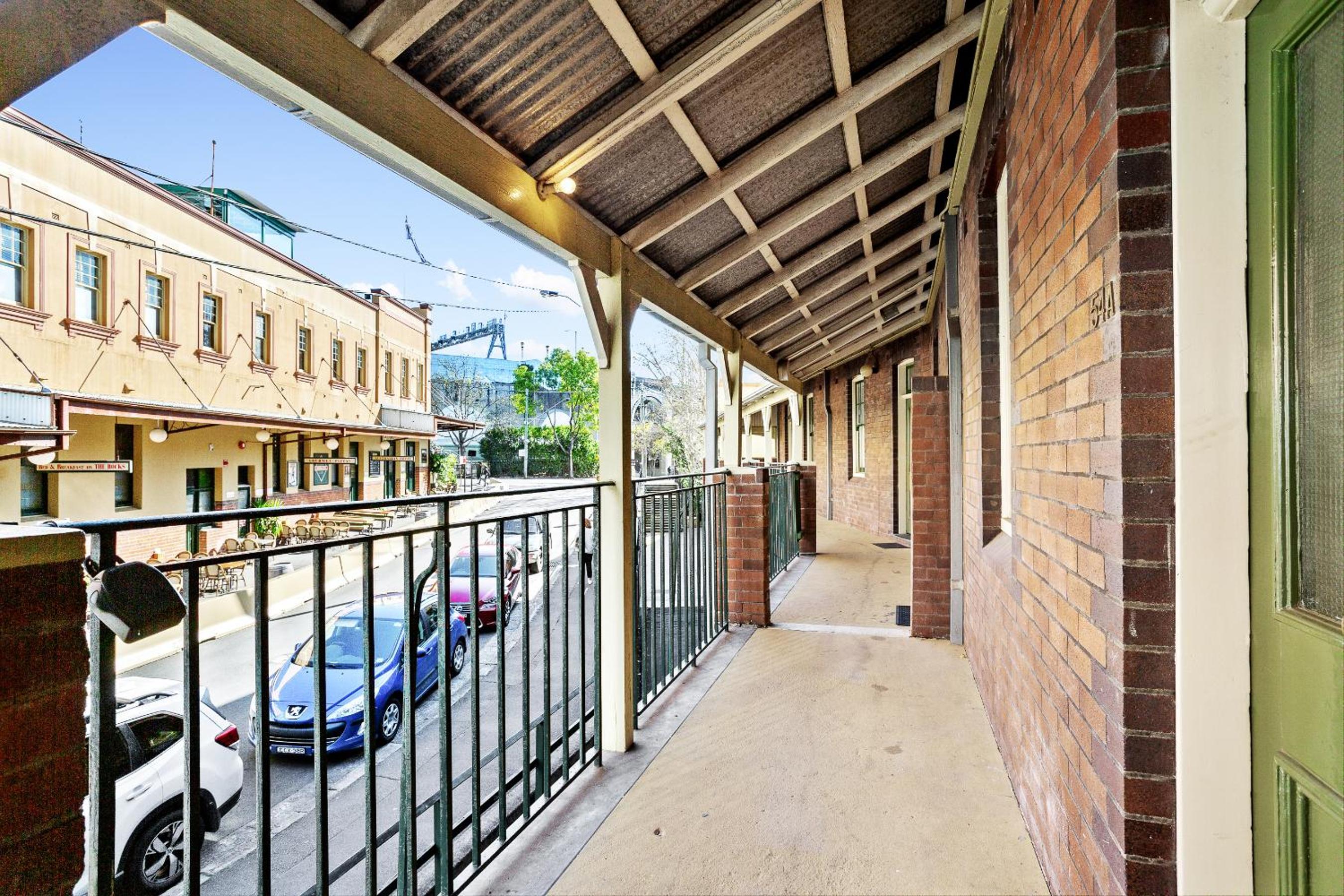 Quaint terrace house The Rocks
