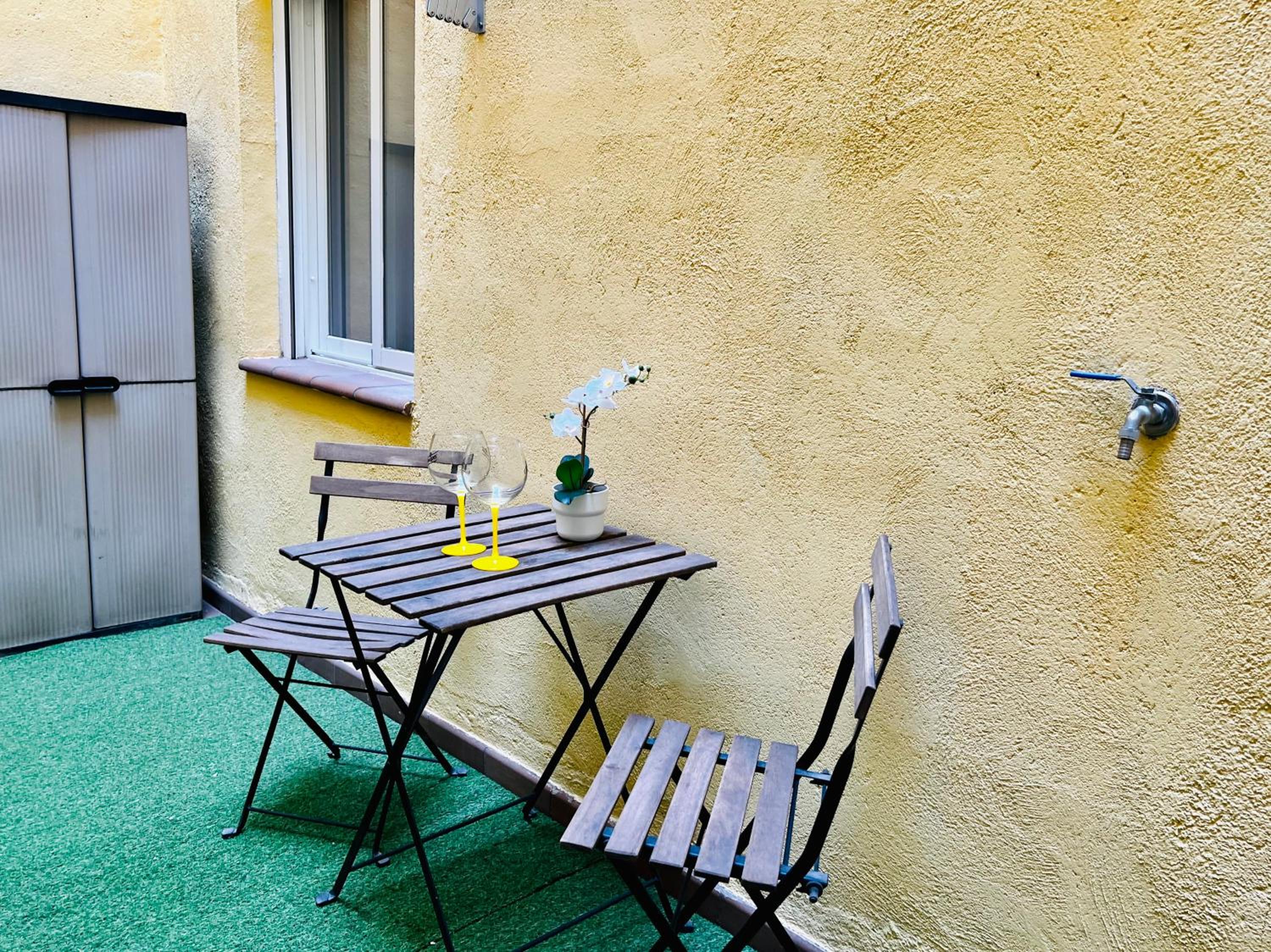 balance & terrace