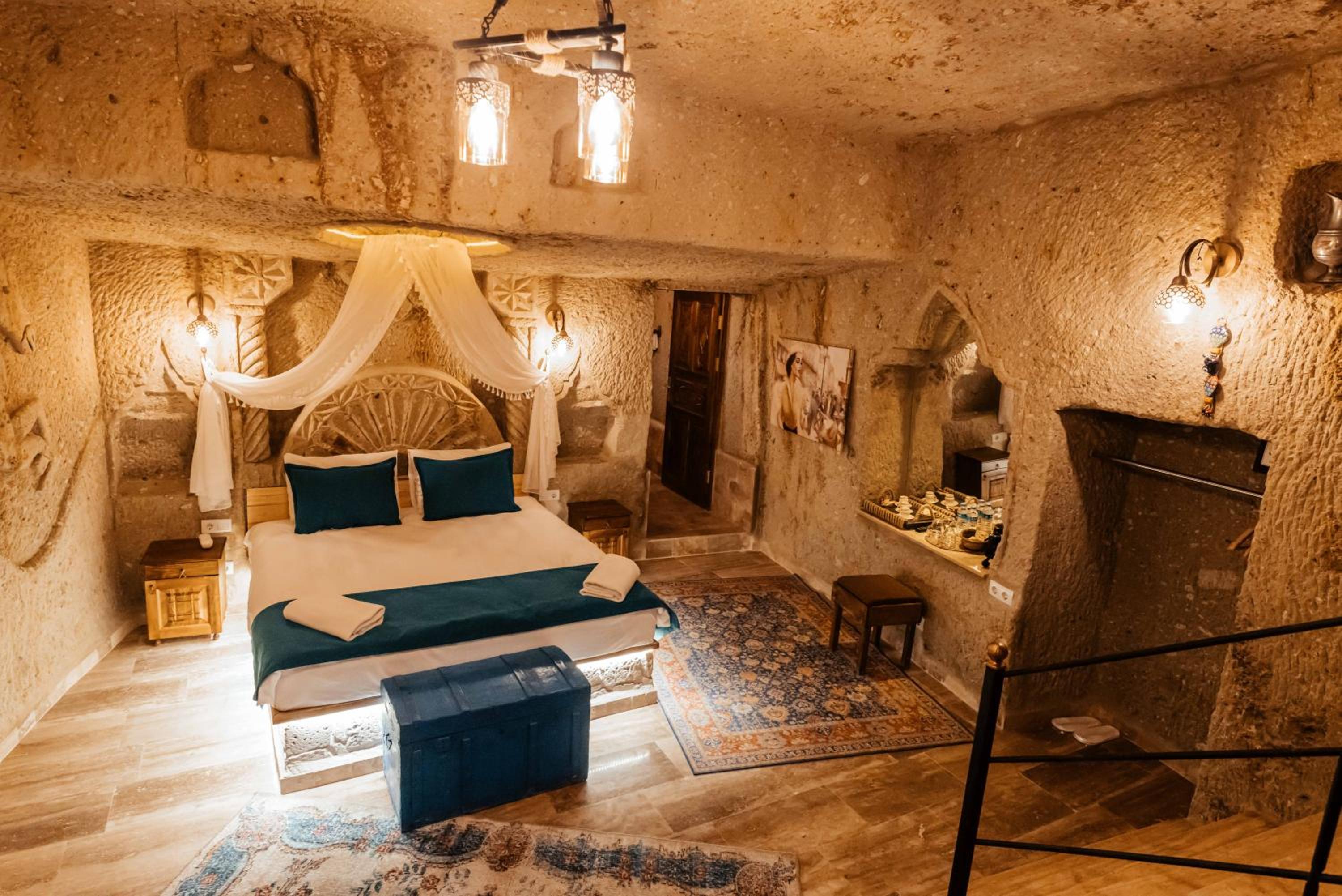 Bayar Cave Suites Special Class view 3