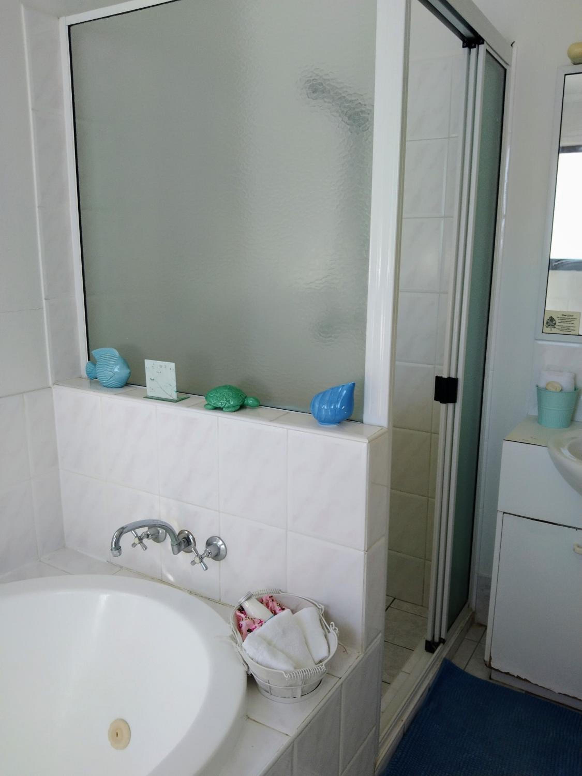 Bargara Beach Motor Inn budget accommodation pet friendly on application - Property Image 30