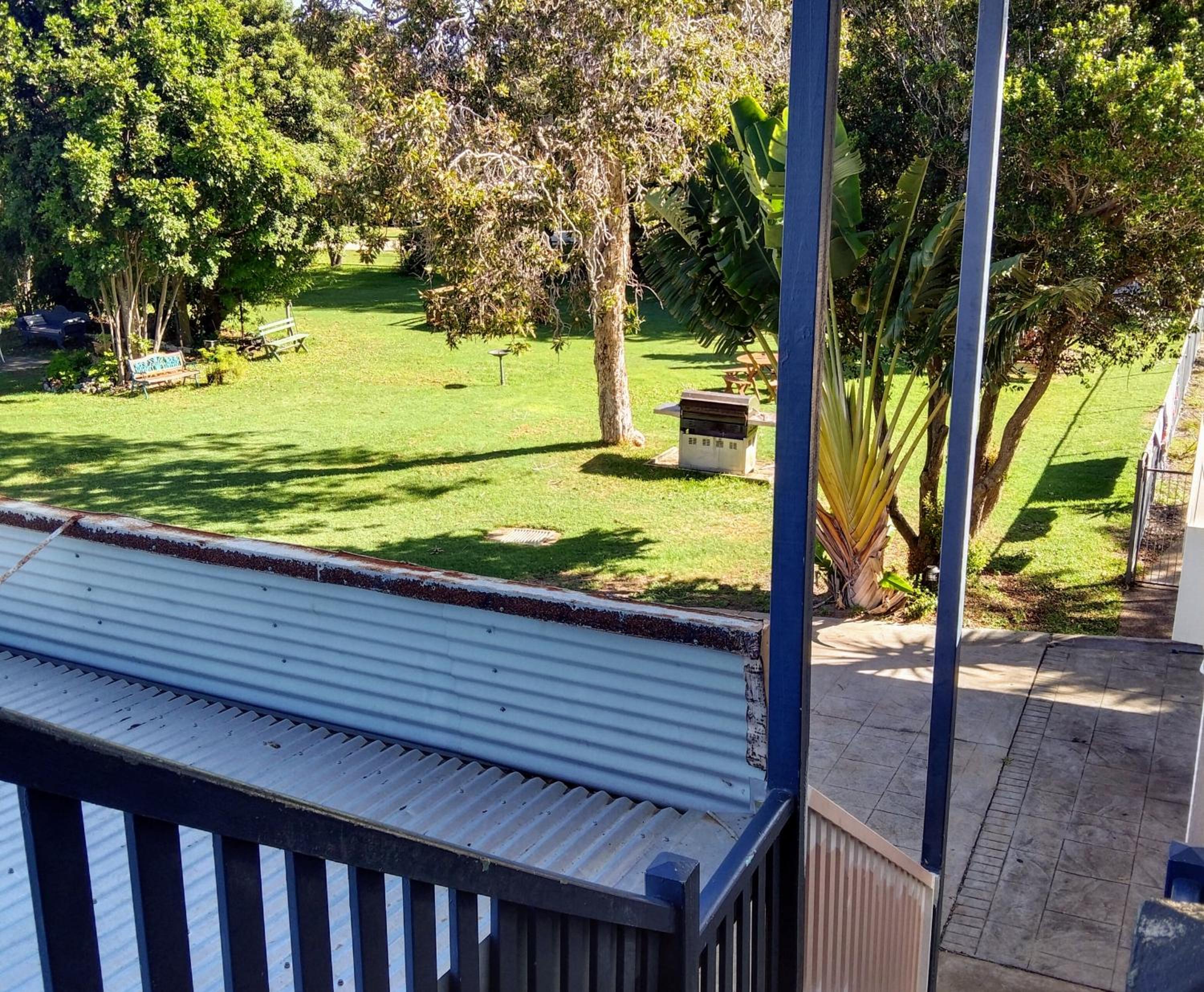 Bargara Beach Motor Inn budget accommodation pet friendly on application - Property Image 50