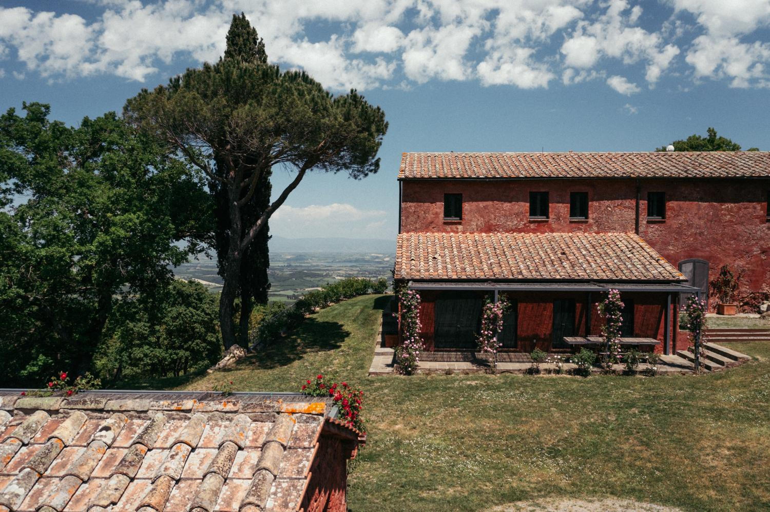 Rural Tuscany - Luxury Villa San Bartolomeo view 4