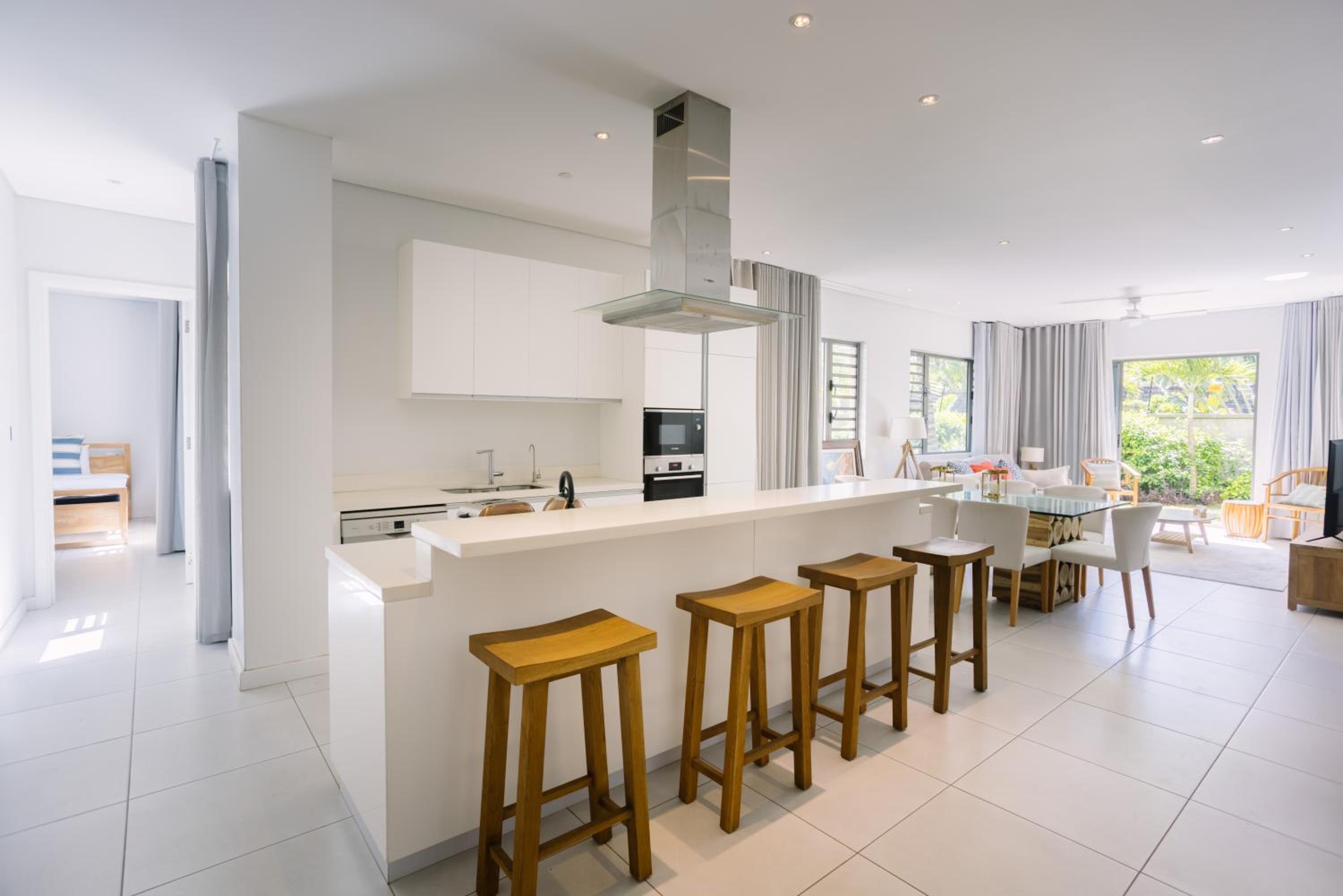The Spot 3 Bedroom Apartment, Grand Bay by LOV Mauritius view 3