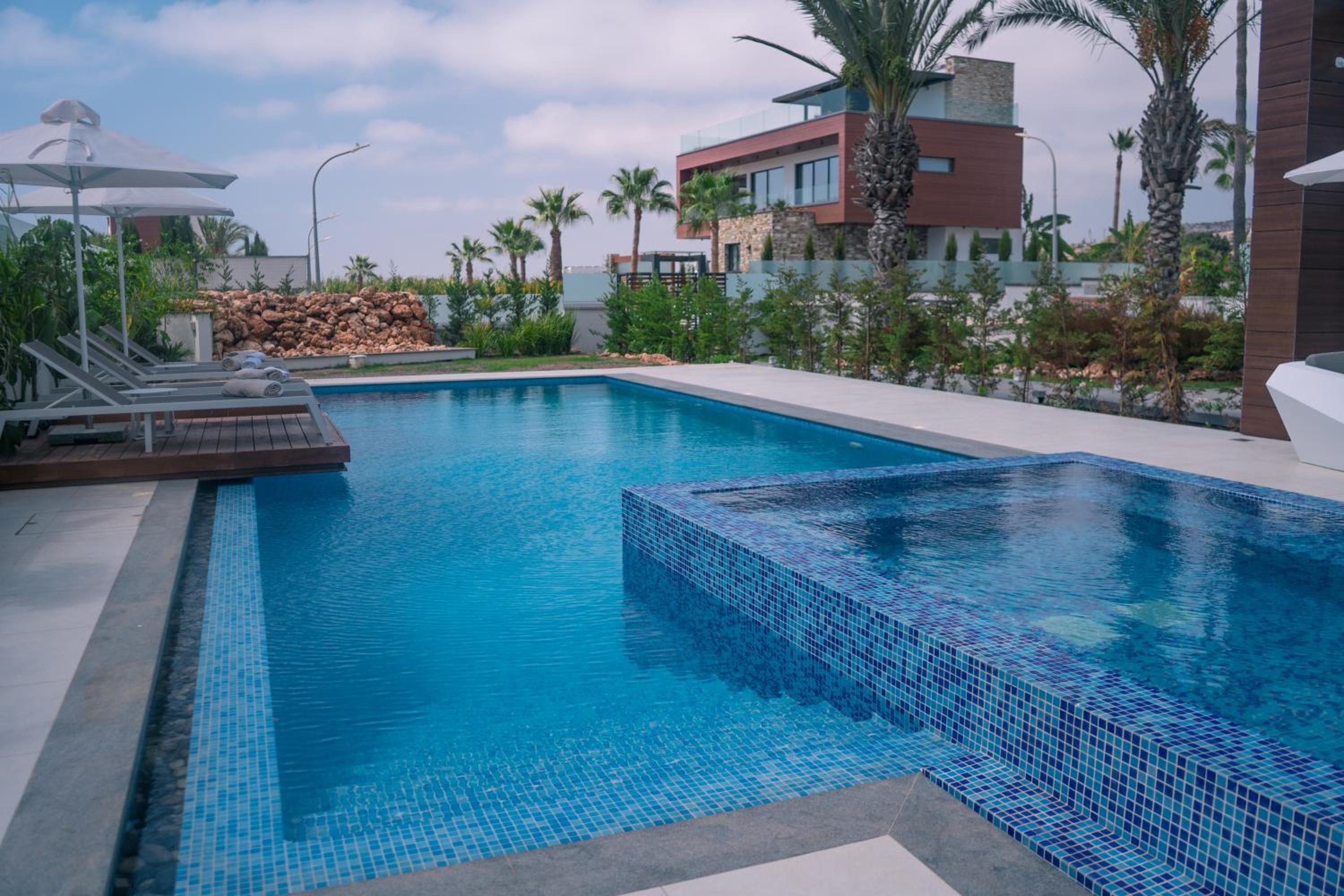 Vivo Mare Beachfront Villas - Vista