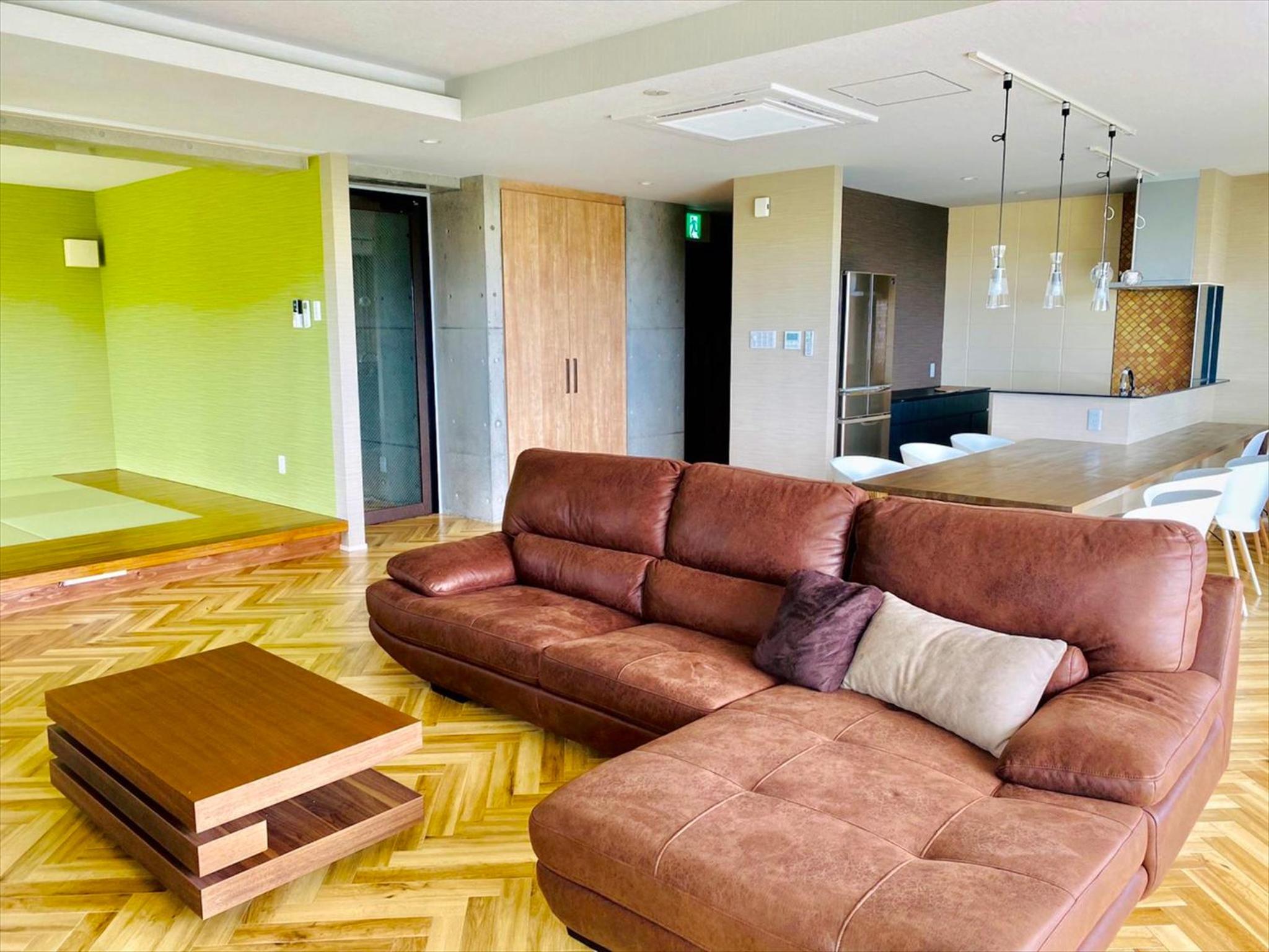 CONDOMINIUM 紅-BIN- view 4