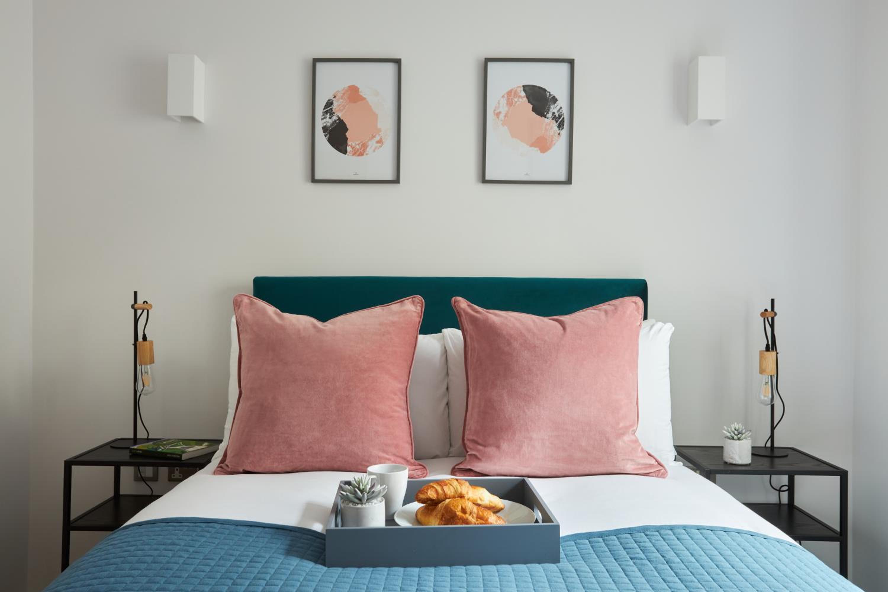 Hammersmith Mews by Viridian Apartments