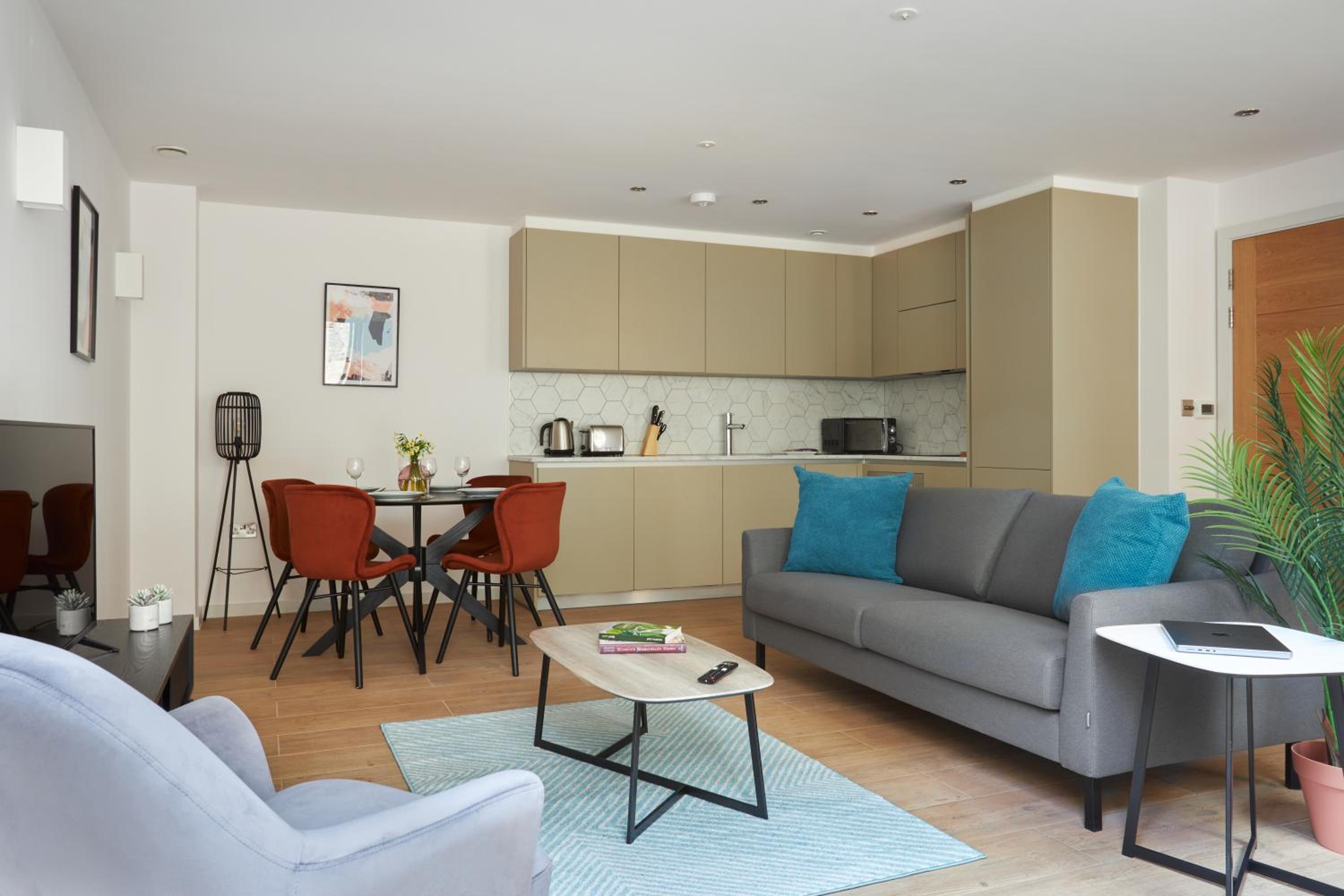 Hammersmith Mews by Viridian Apartments