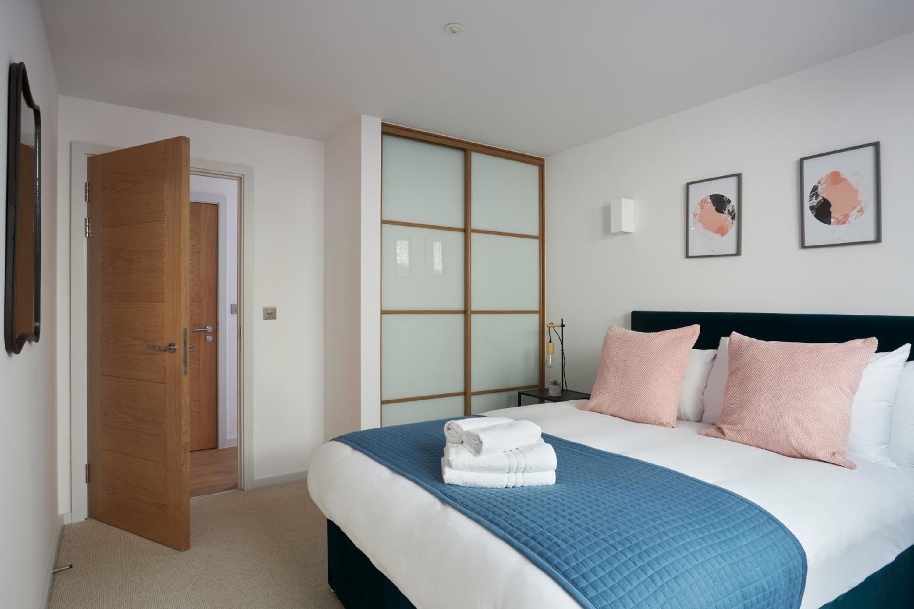 Hammersmith Mews by Viridian Apartments