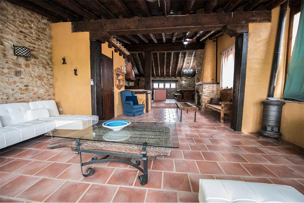 Casa Rural EL TRULL view 3
