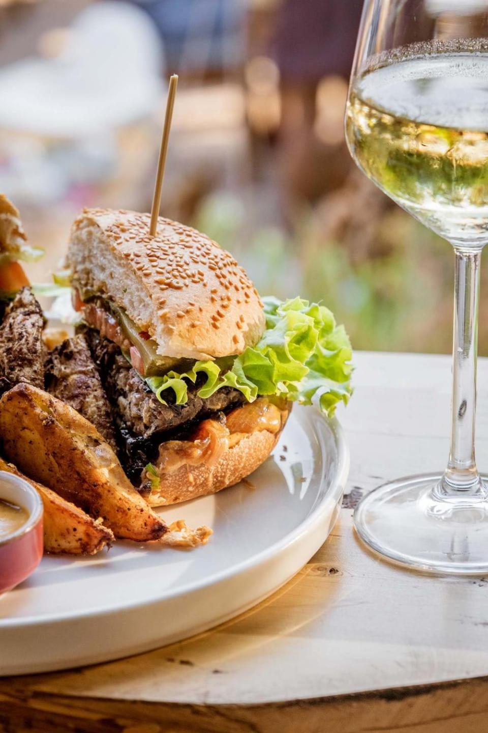 Mavilim Hotel - Image 7