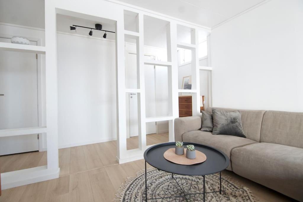 Well-Equipped Apartment with Stunning Views