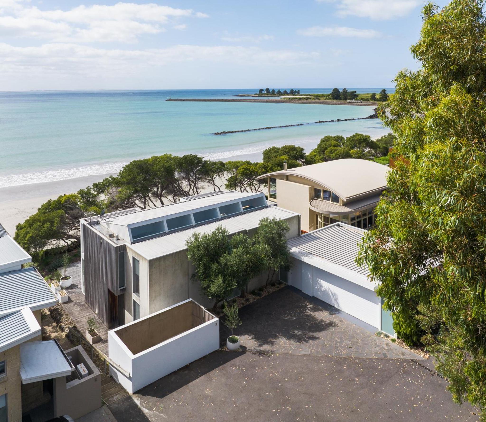 The Cove Beach Front Luxury House