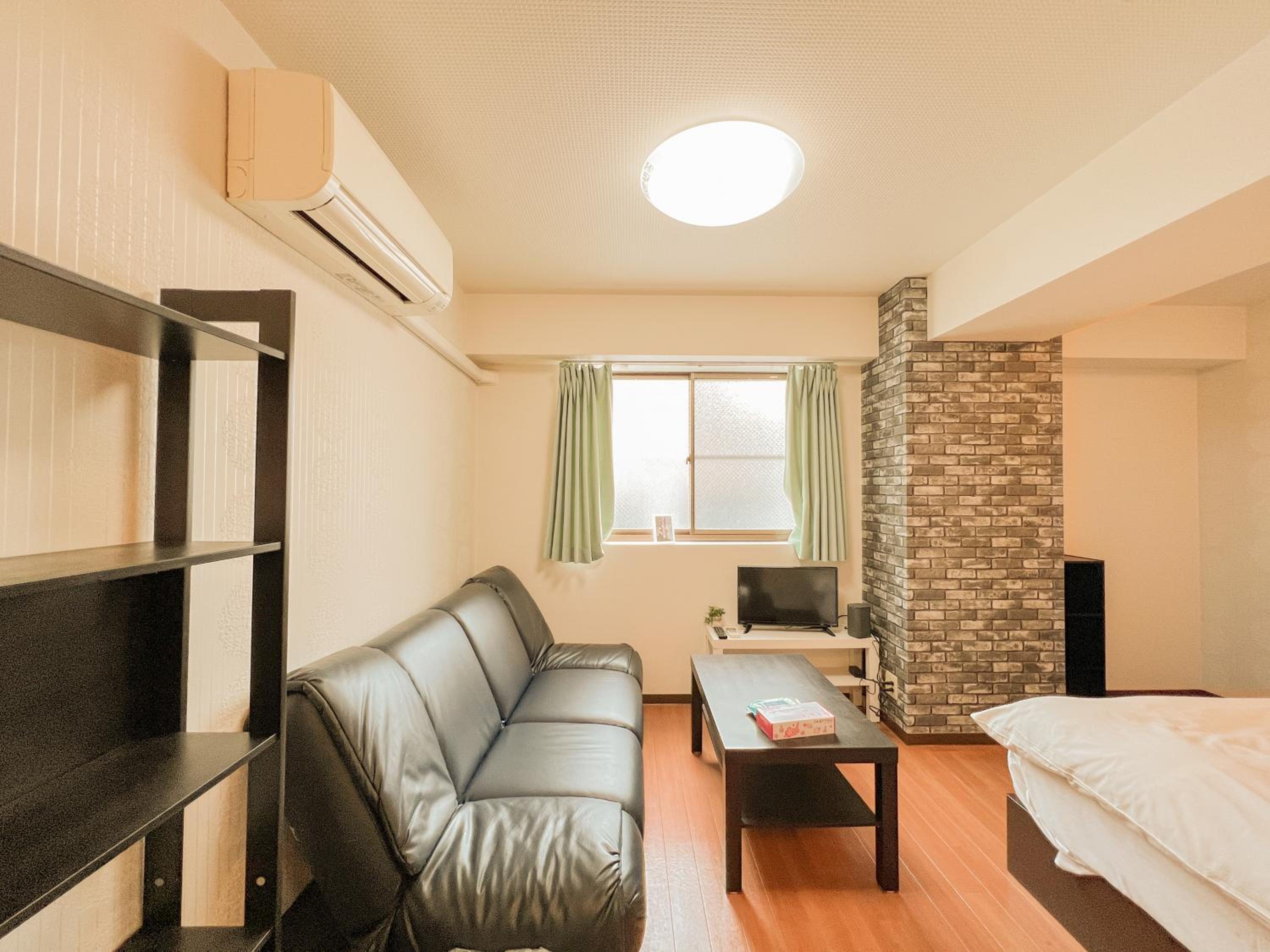 REIWA HOUSE