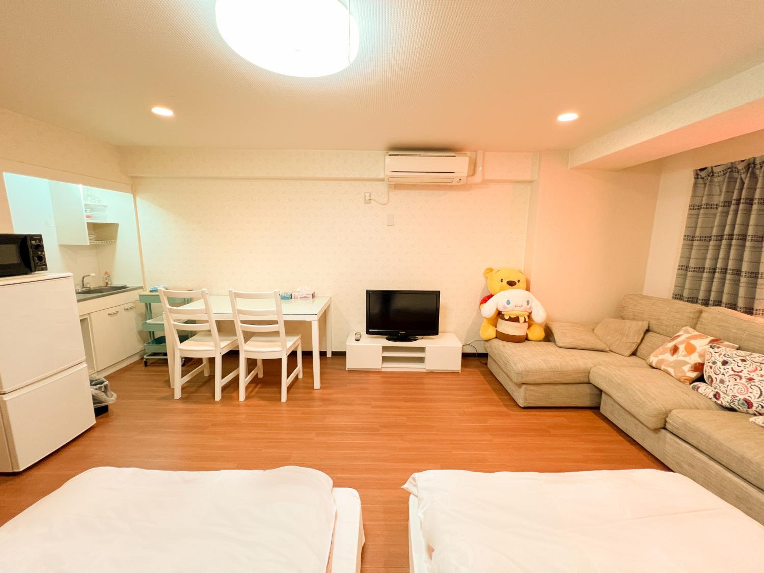 REIWA HOUSE