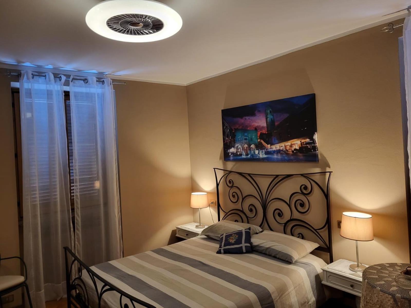 B&B RUFHOUSE