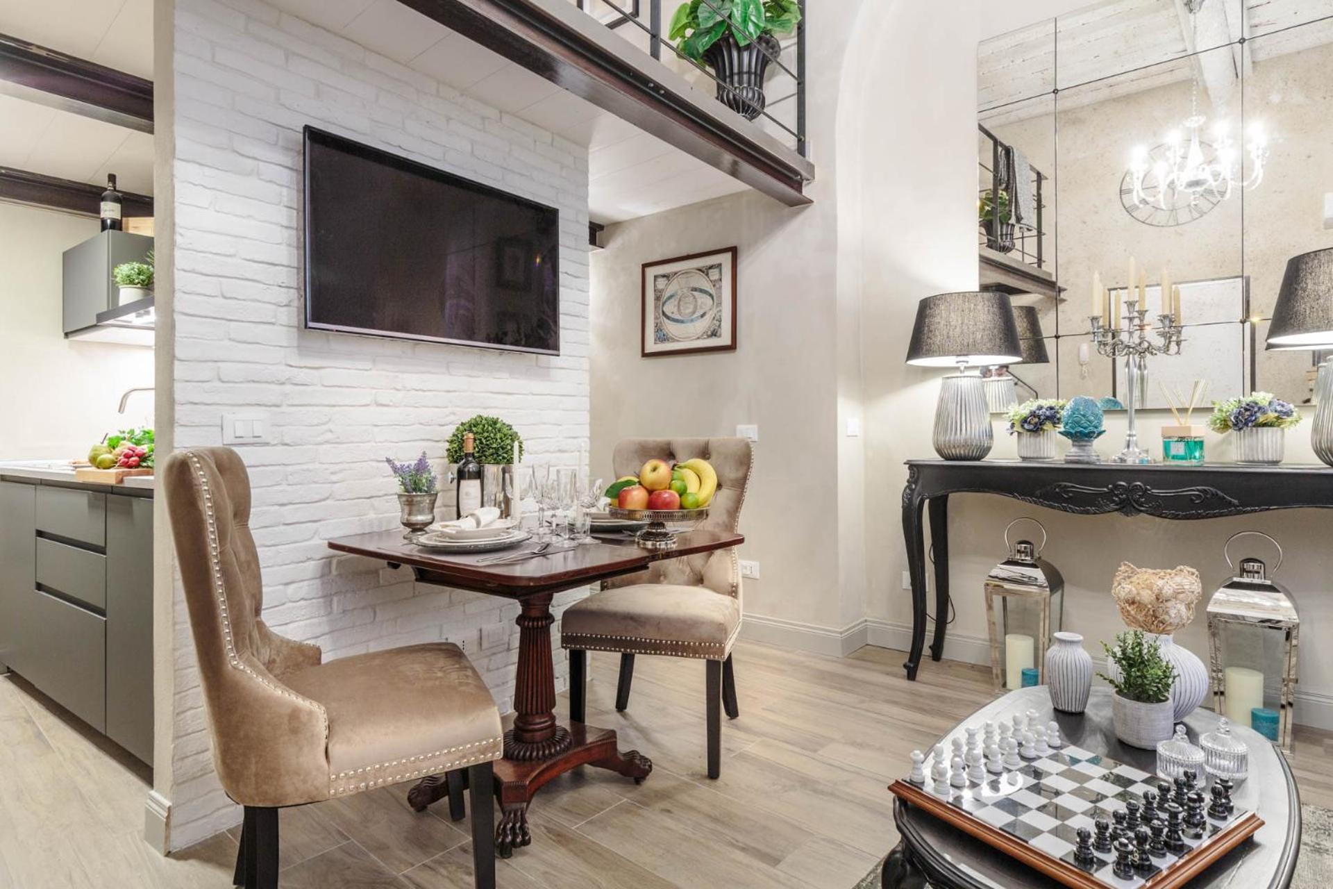 Paolo Guinigi, Elegant Apartment Suite, Masterful Interior inside the Walls of Lucca