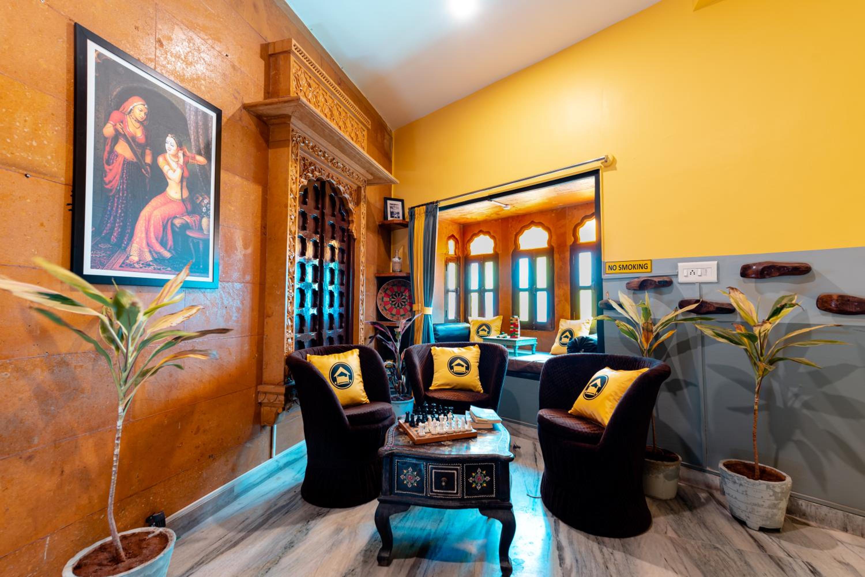 lounge