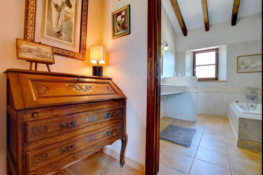 Ecovilla Jeaninne by villasmediterranean