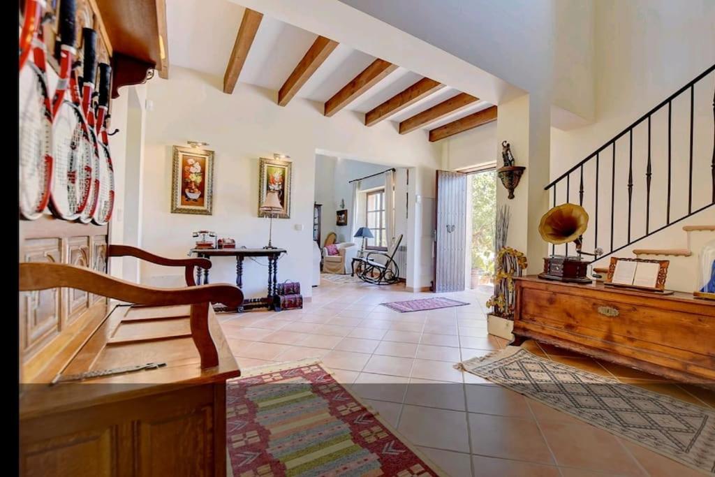 Ecovilla Jeaninne by villasmediterranean